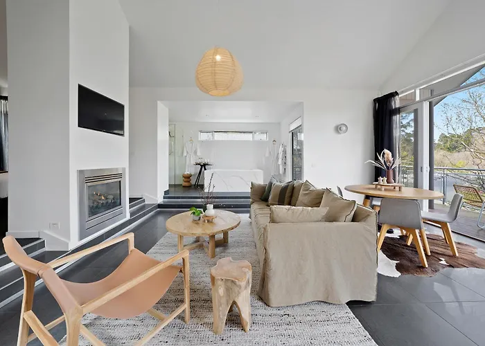 Hepburn Bathhouse & Spa sVilla